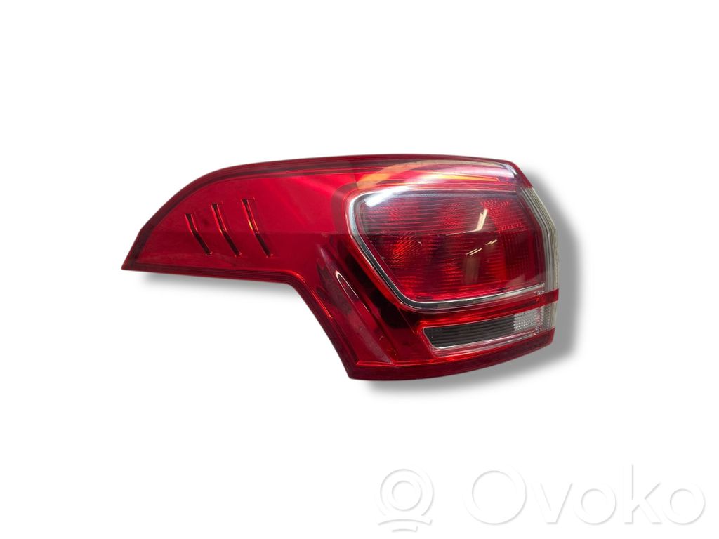 Ford Mondeo MK V Lampa tylna 