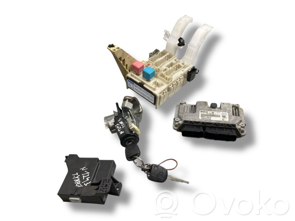 Toyota Yaris Kit cu ECU motor și set închidere uși 