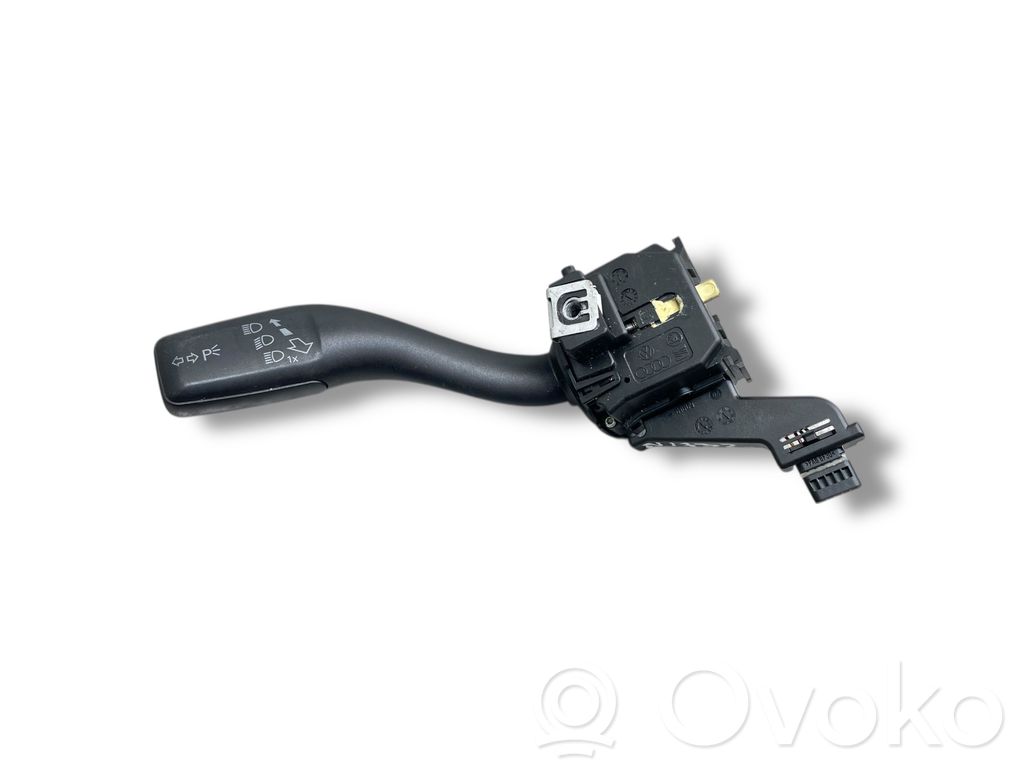 Audi A3 S3 A3 Sportback 8P Indicator stalk 