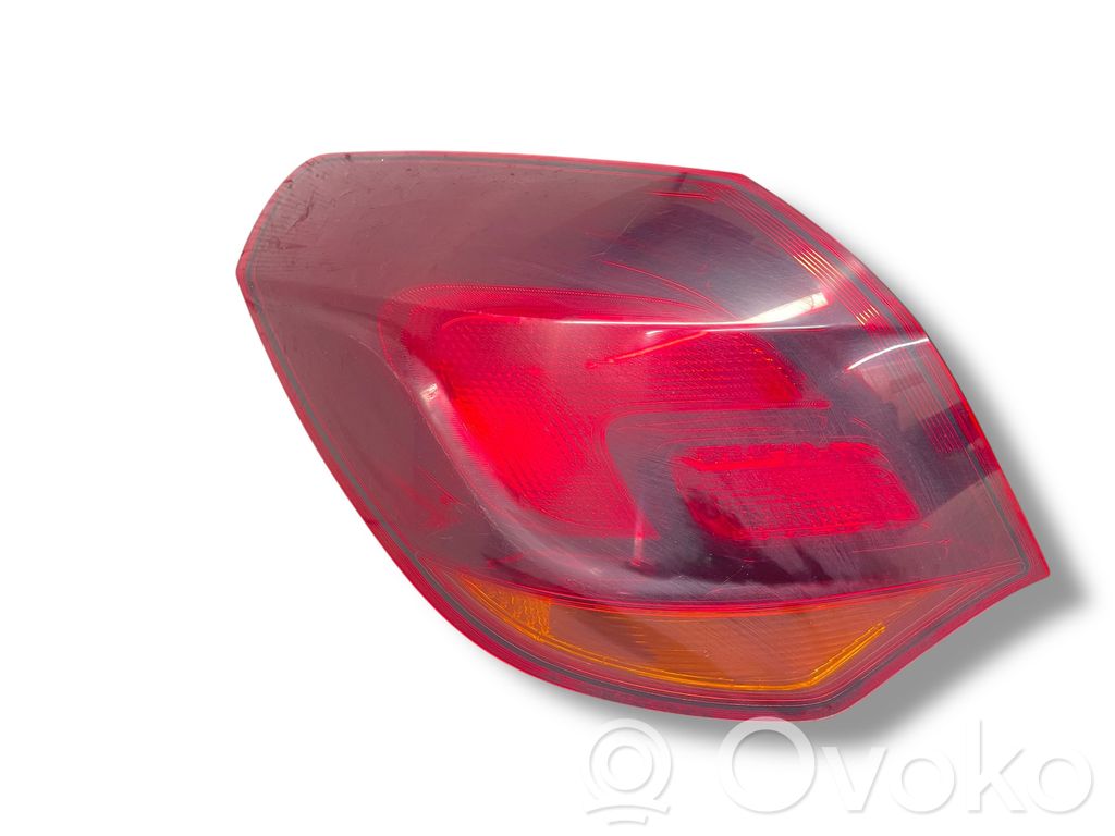 Opel Astra J Lampa tylna 