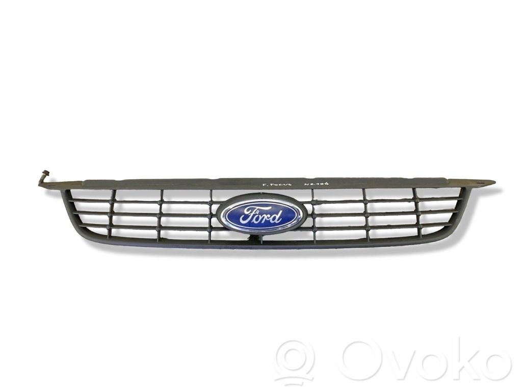 Ford Focus Front bumper upper radiator grill 