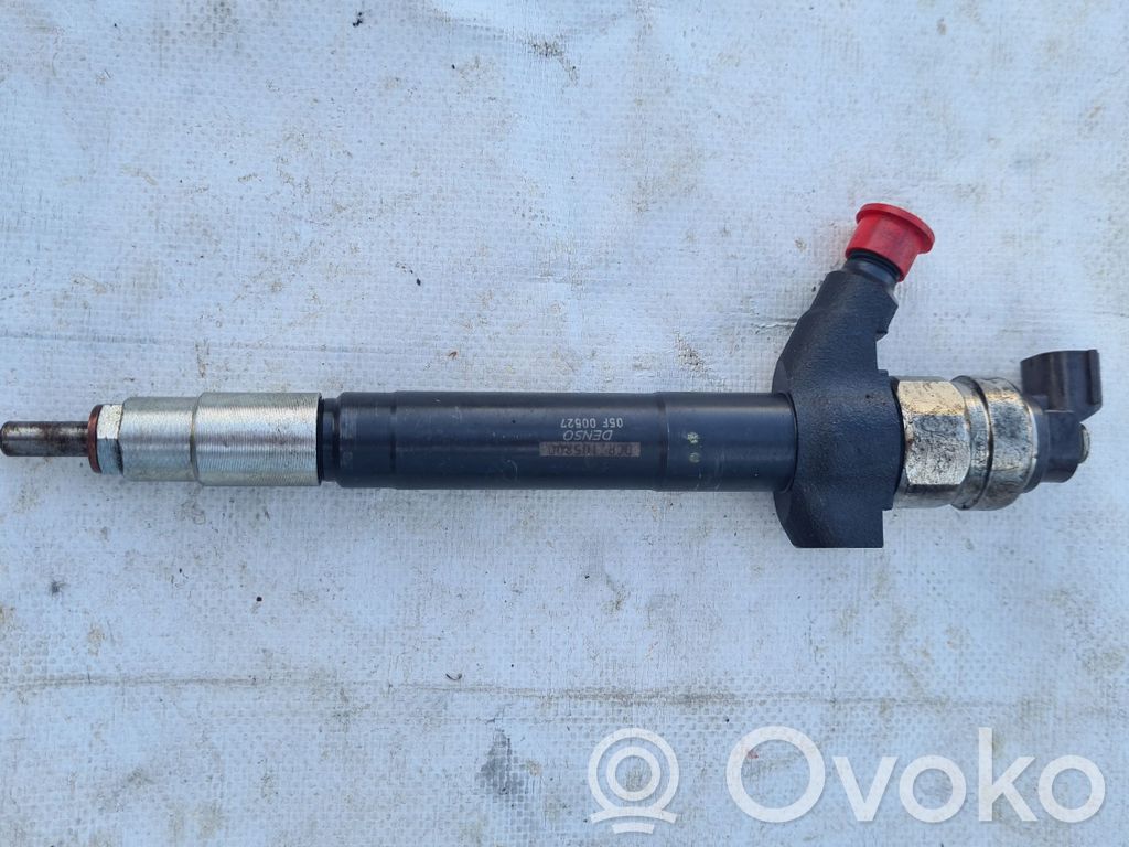 Inyector de combustible   DCRI105800,05F00527
