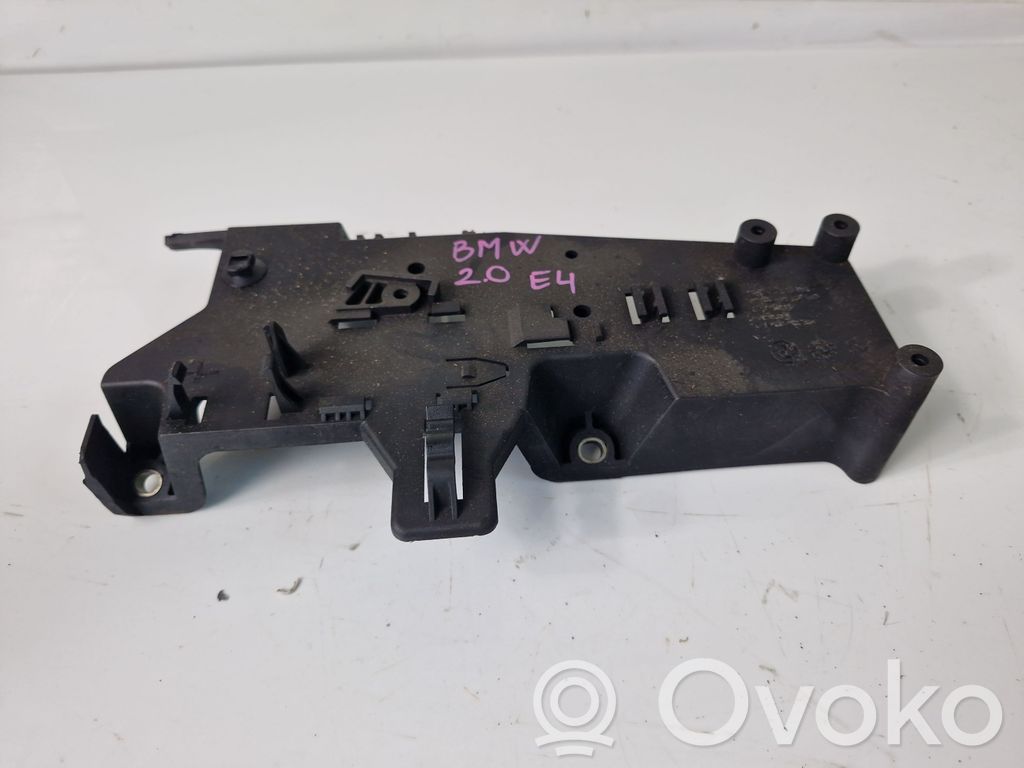 Sonstiges Einzelteil Motorraum   7810180