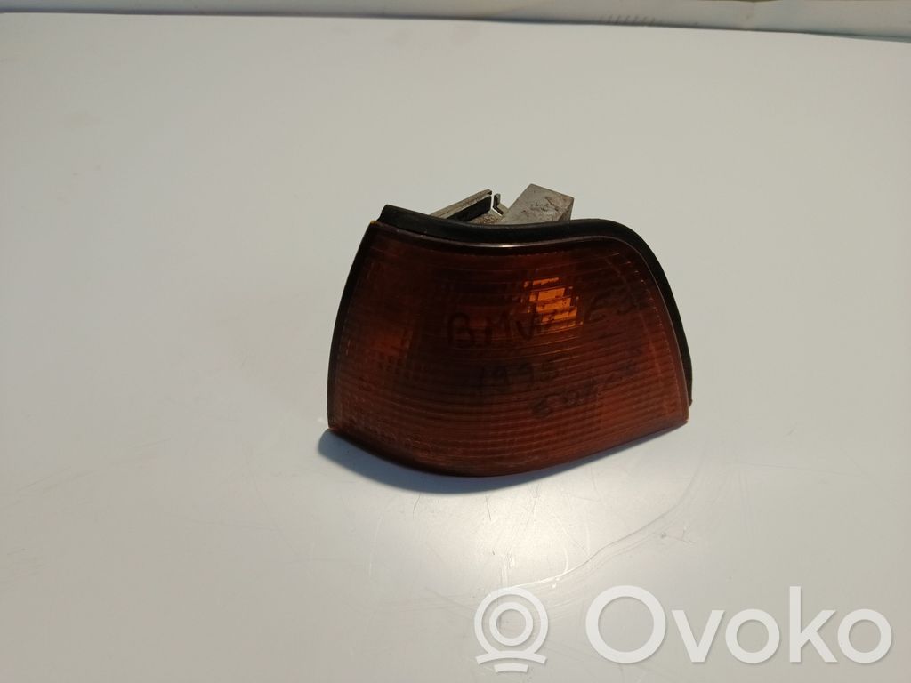 BMW 3 E36 Semnalizator față 