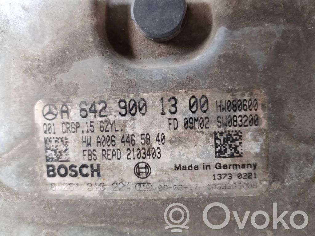 Mercedes-Benz E W212 Engine control unit/module 
