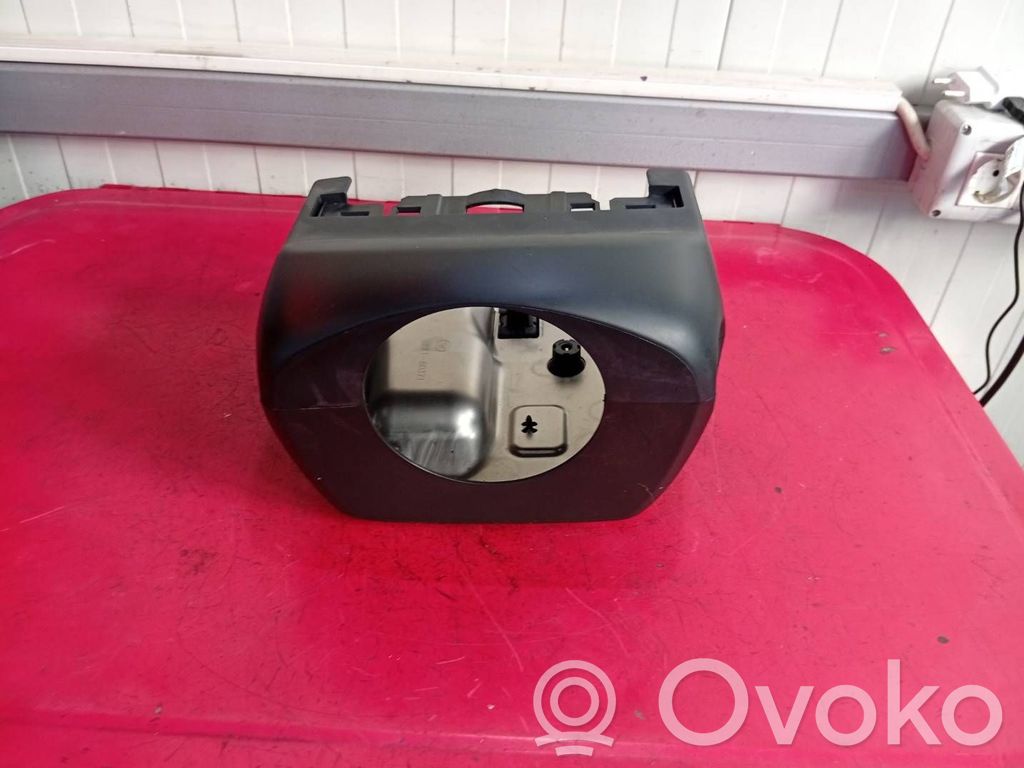 Mazda 2 Moldura de la columna de dirección 