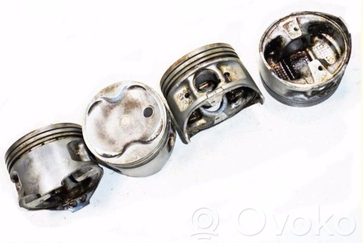 Toyota Celica A20 A30 Piston 