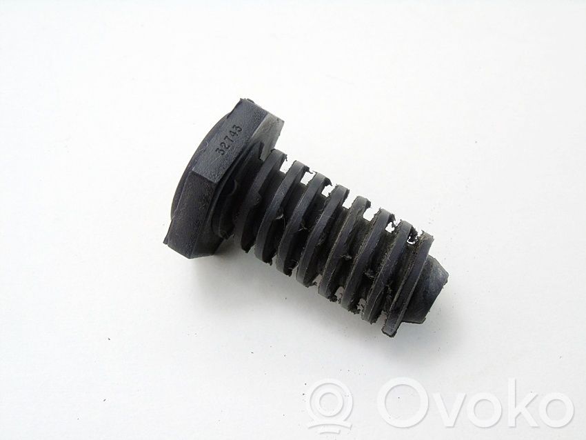 Engine bonnet/hood lock/latch loop/hook   32743