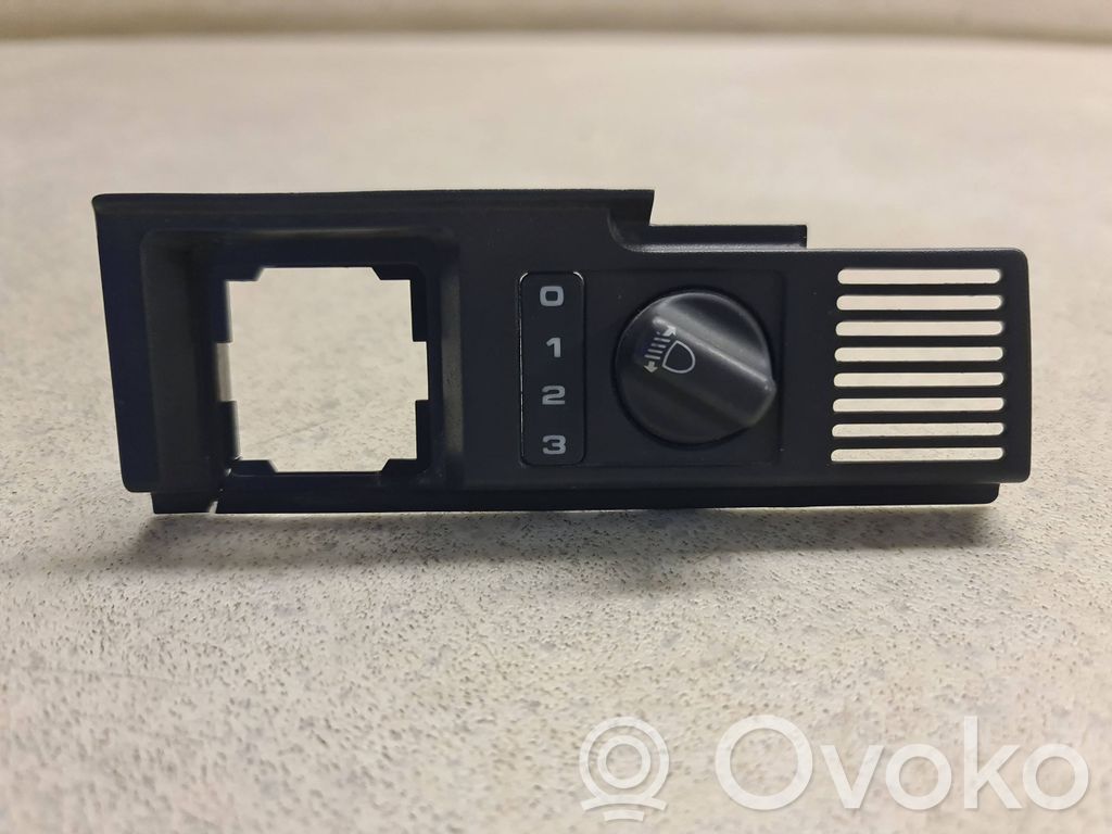 Land Rover Discovery Headlight level height control switch 