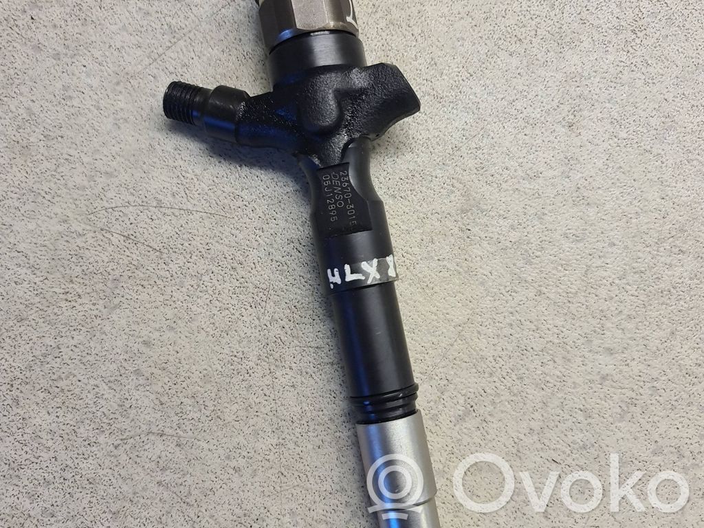 Toyota Hilux (AN10, AN20, AN30) Injector combustibil 