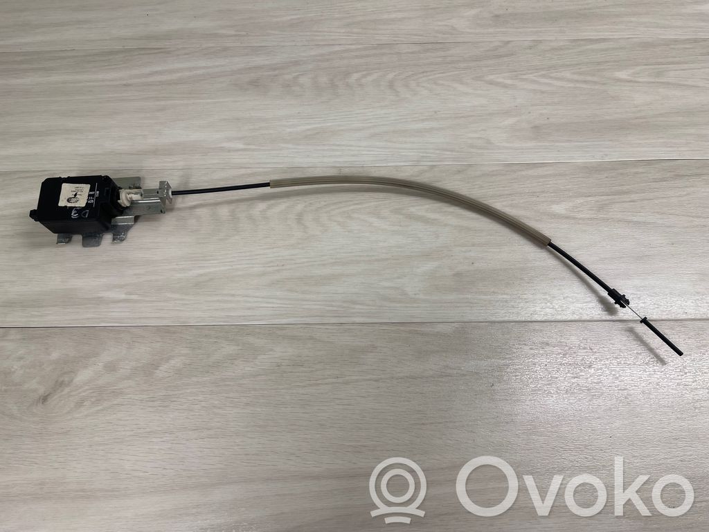 Land Rover Discovery 3 - LR3 Siłownik klapki wlewu paliwa 