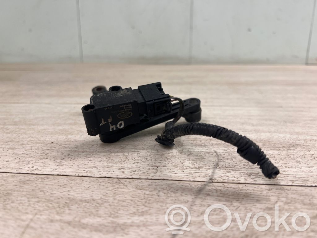 Land Rover Discovery 4 - LR4 Sensor de altura del nivel de la suspensión neumática trasera 