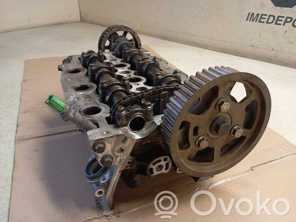 Land Rover Discovery 4 - LR4 Engine head 
