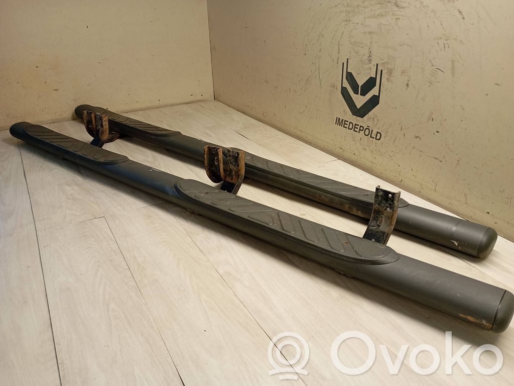 Nissan Navara D40 Thresholds for All-terrain vehicles 