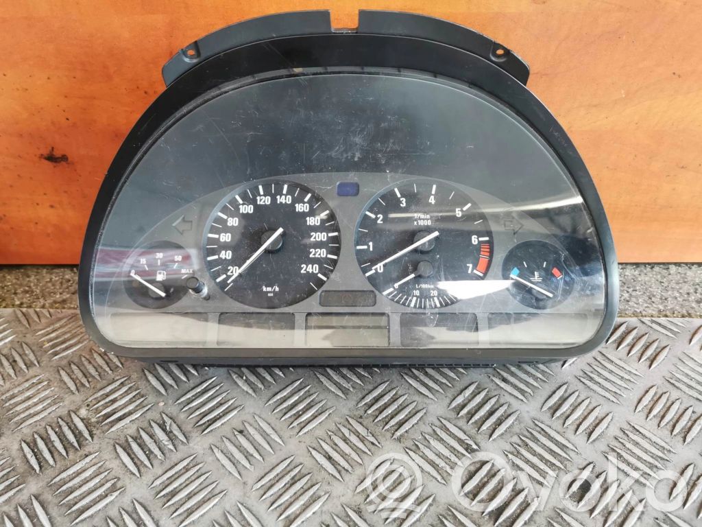 BMW 5 E39 Speedometer (instrument cluster) 