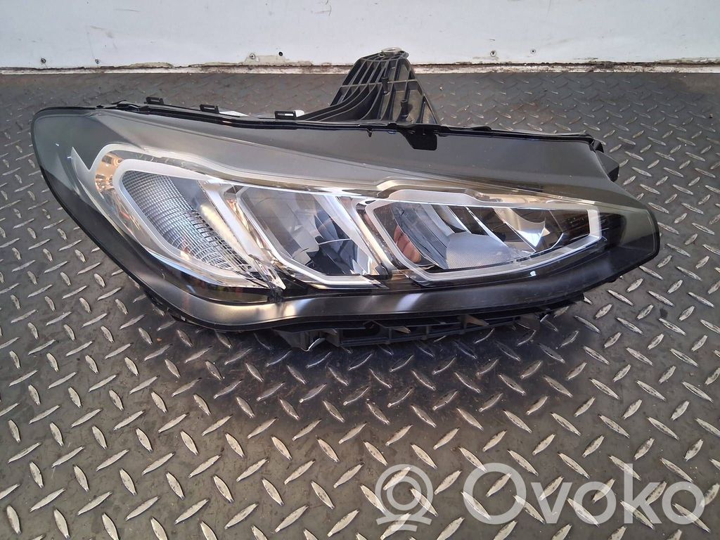 BMW 2 Active Tourer U06 Headlight/headlamp 