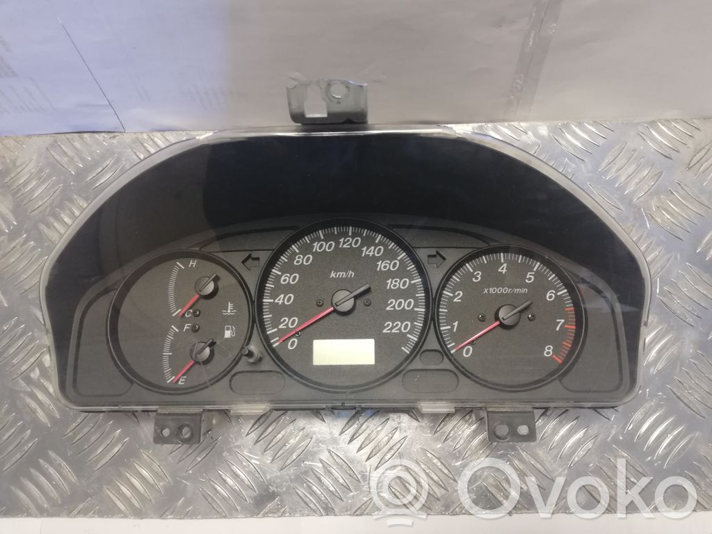 Mazda 323 F Speedometer (instrument cluster) 