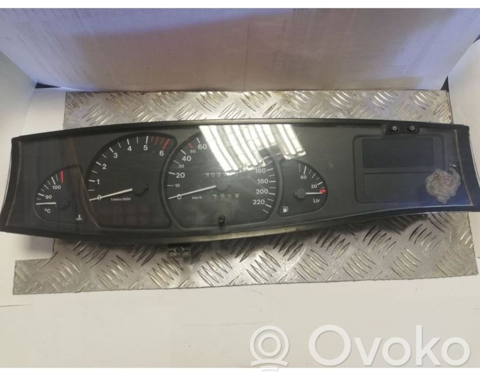 Opel Omega B2 Licznik / Prędkościomierz 
