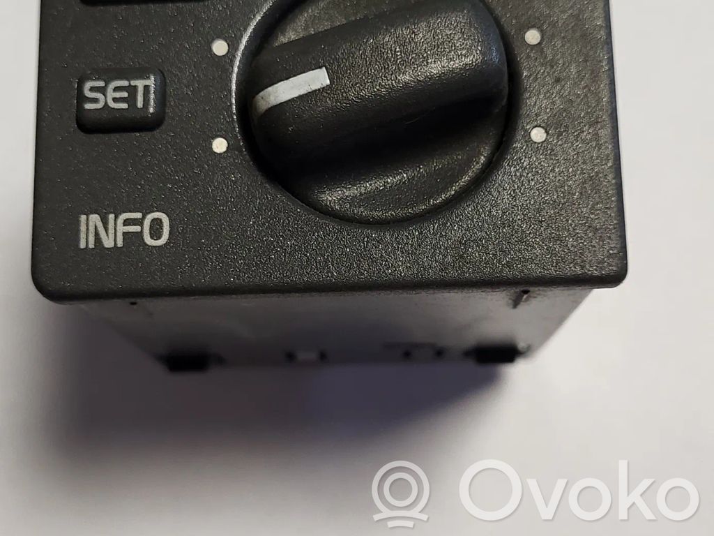 Volvo S40, V40 Light switch 