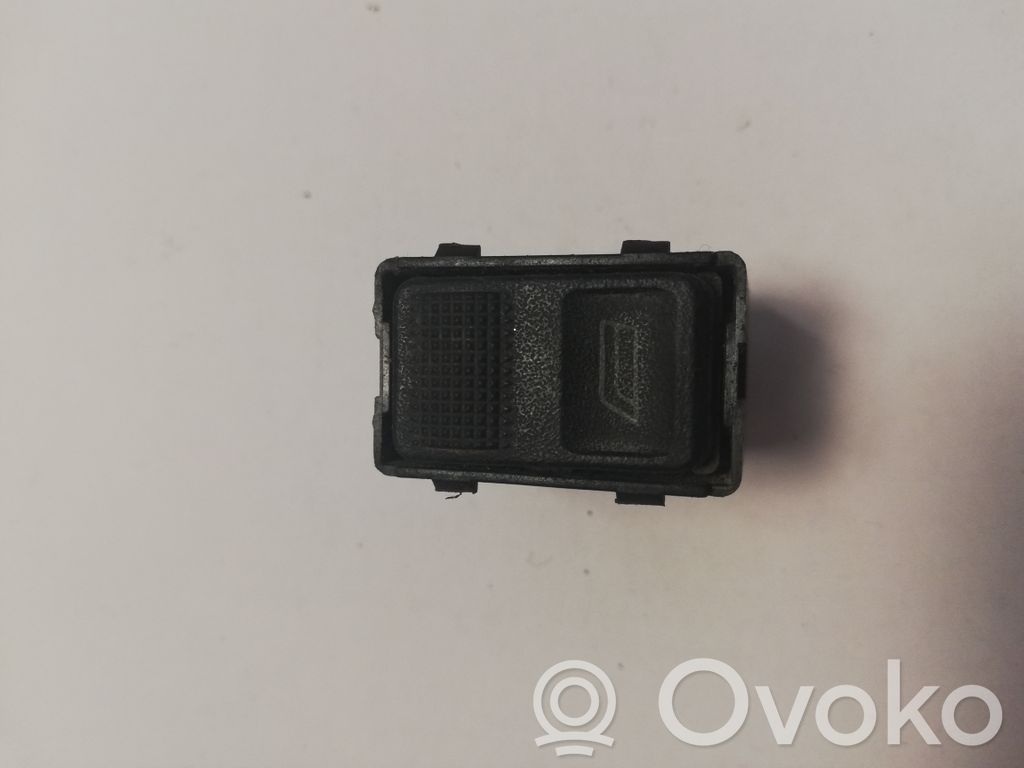 Audi 80 90 S2 B4 Electric window control switch 