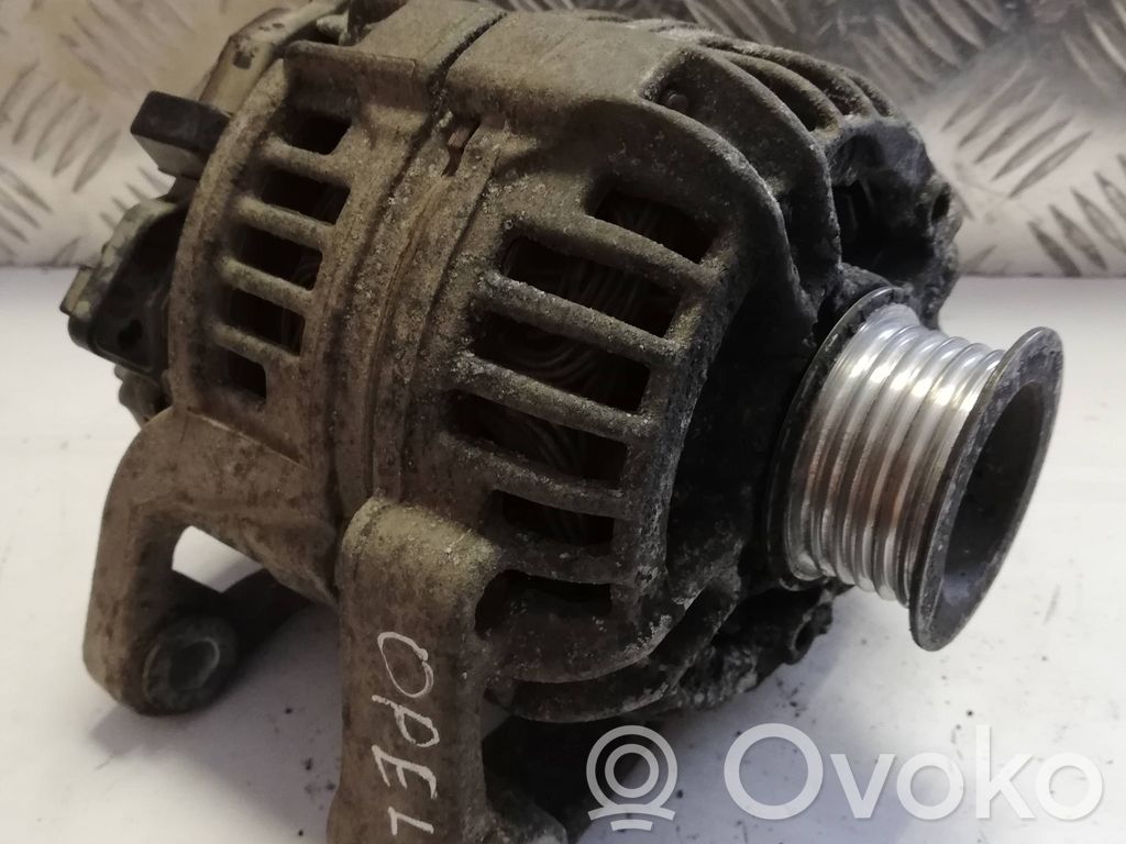 Opel Astra G Alternador 