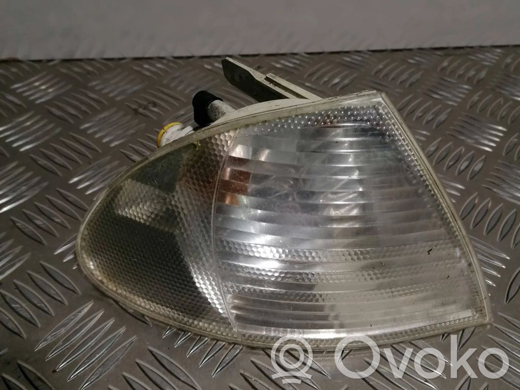 BMW 3 E46 Front indicator light 