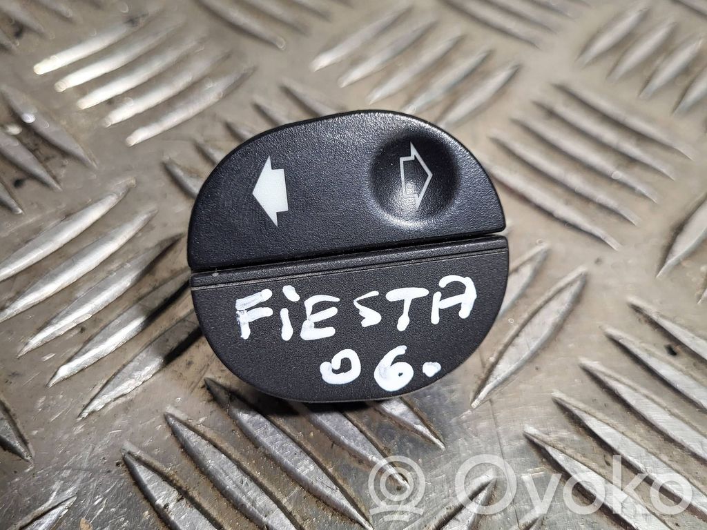 Ford Fiesta Electric window control switch 