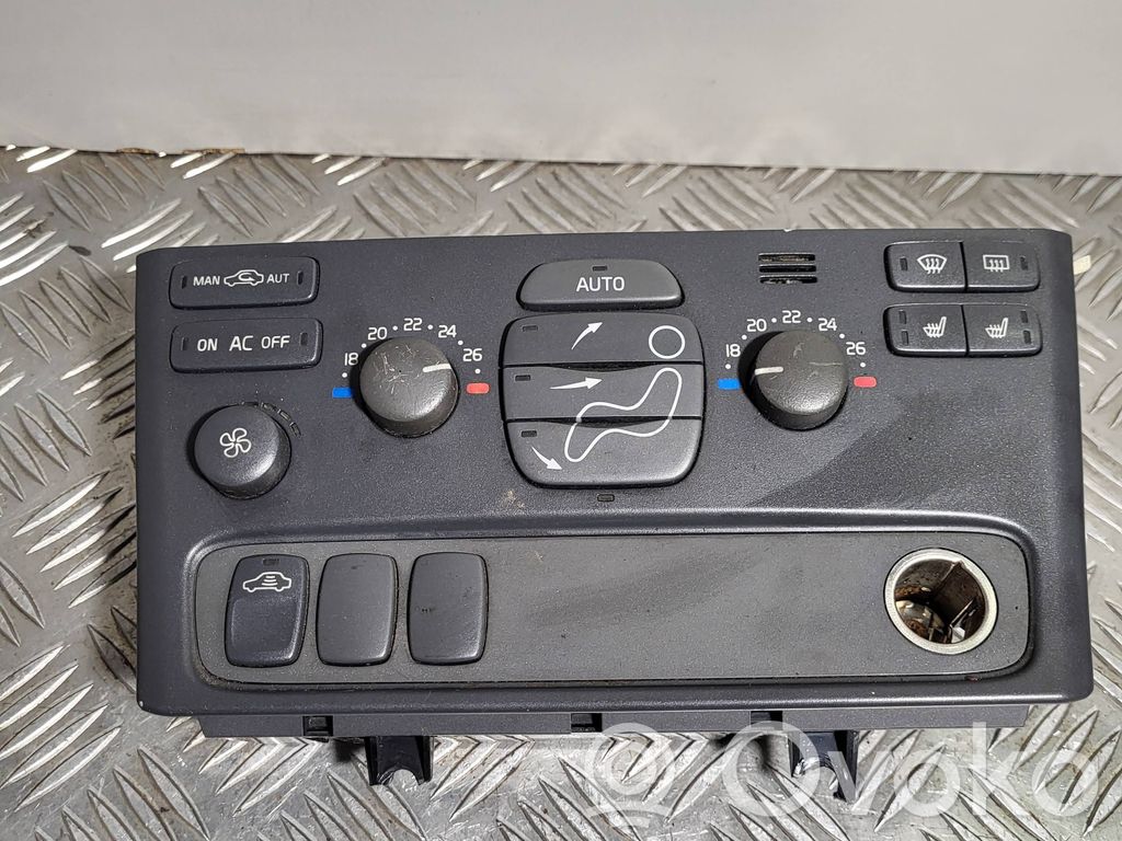 Climate control unit   9496811