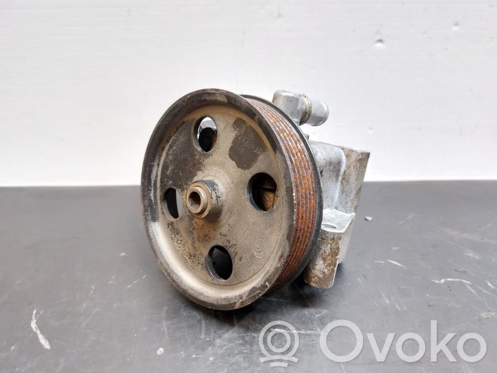 Volvo S40 Ohjaustehostimen pumppu 
