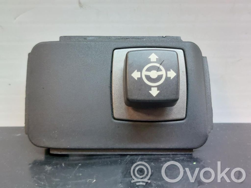 Stūres augstuma vadības slēdzis   6911535