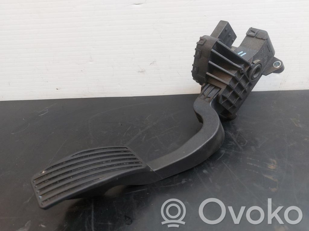 Gaspedal   55702020