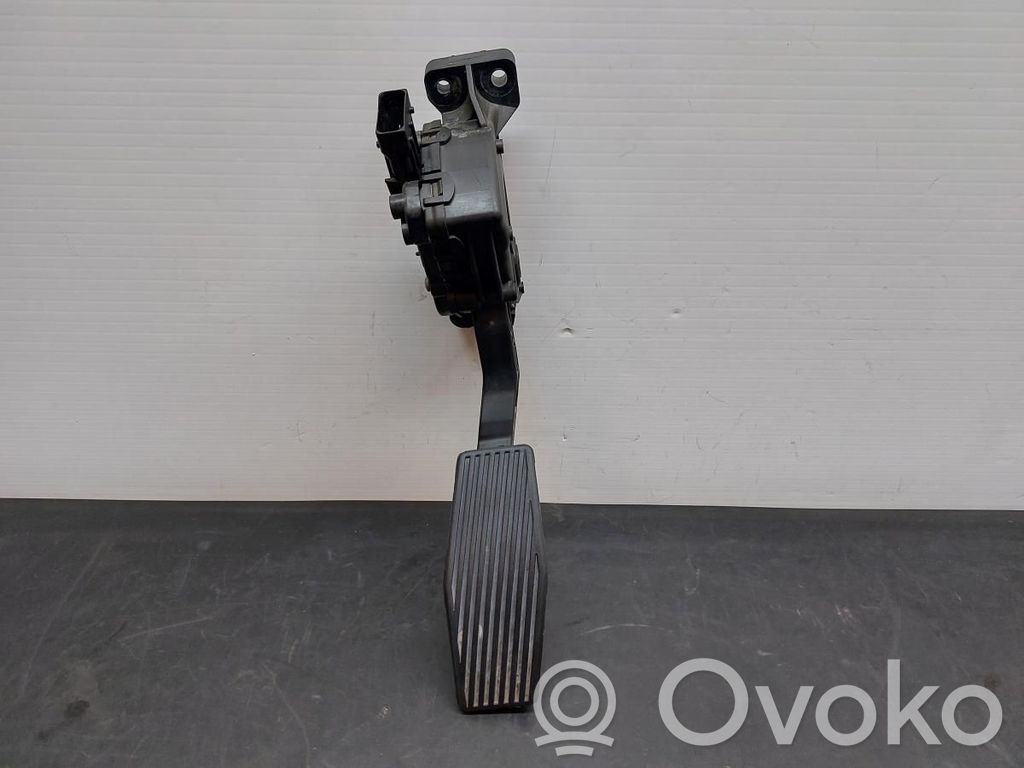 Akceleratoriaus pedalas   9186724,6PV00832200