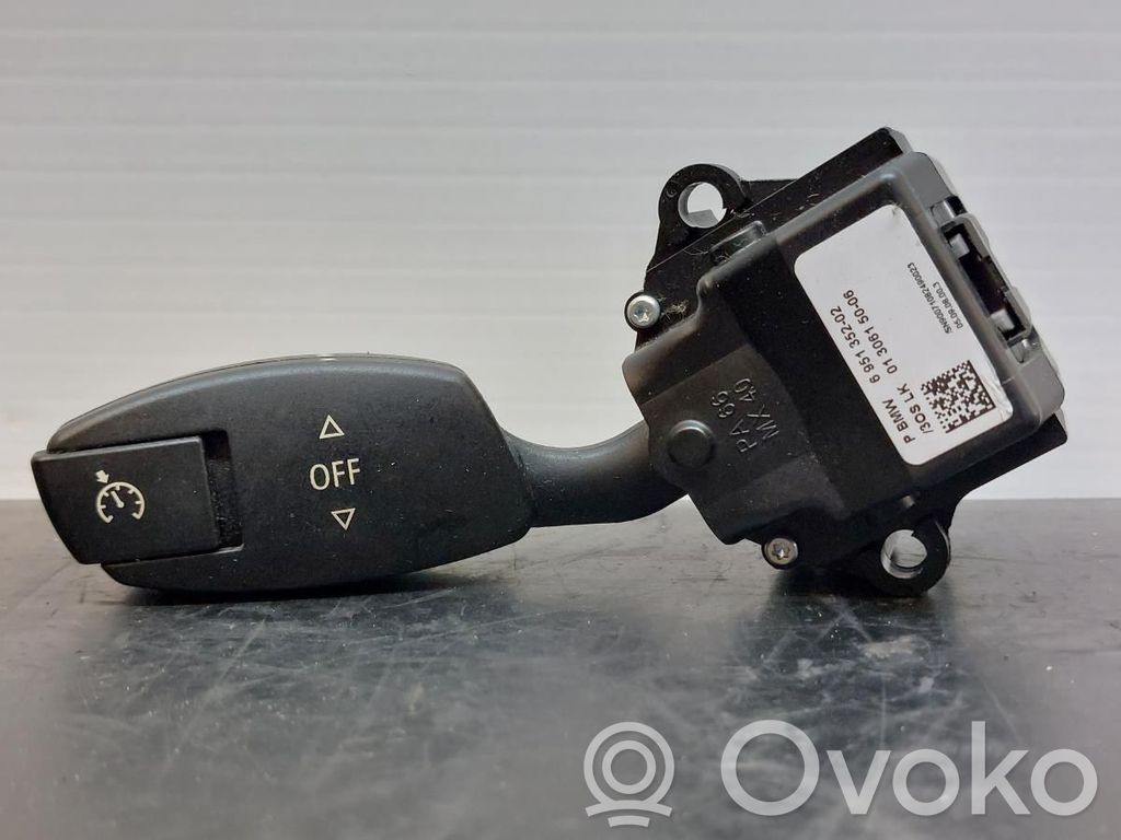 Cruise control switch   6951352