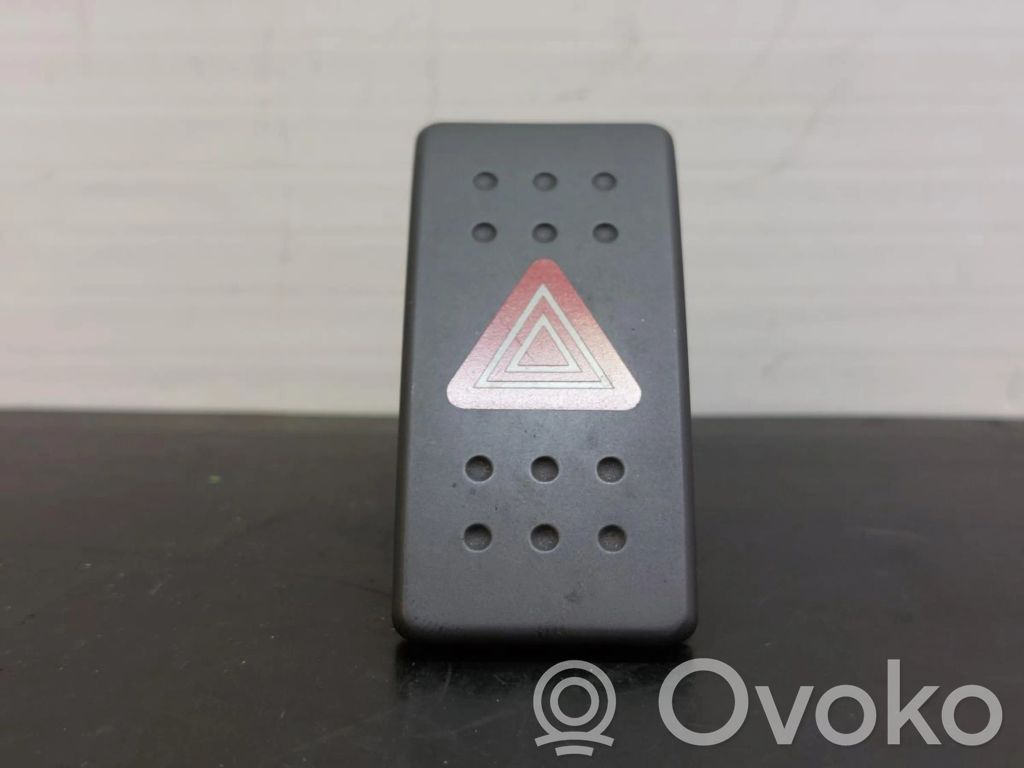 Botón interruptor de luz de peligro