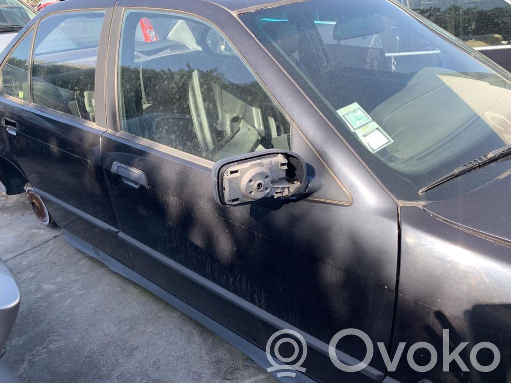 BMW 3 E36 Дверь 