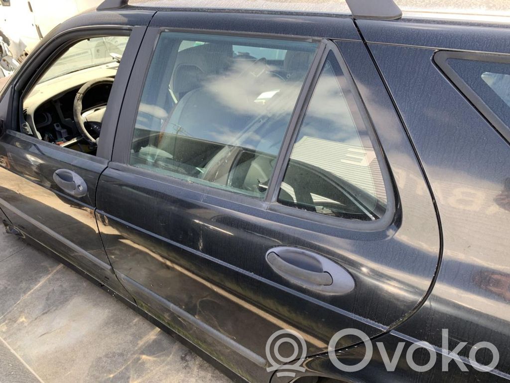 Saab 600 Galinės durys 