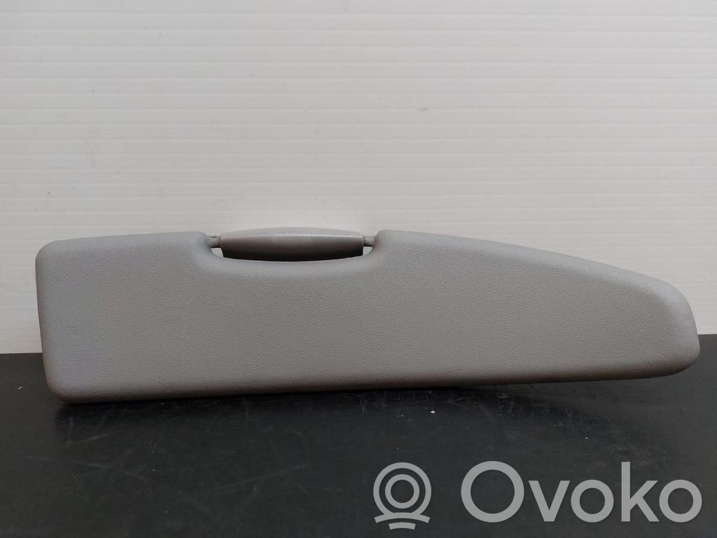 Sun visor