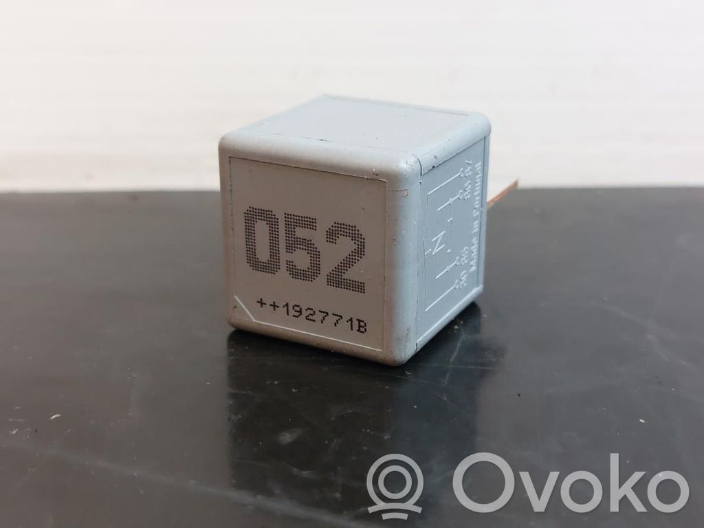 Mercedes-Benz A W177 Multifunctional control switch/knob 