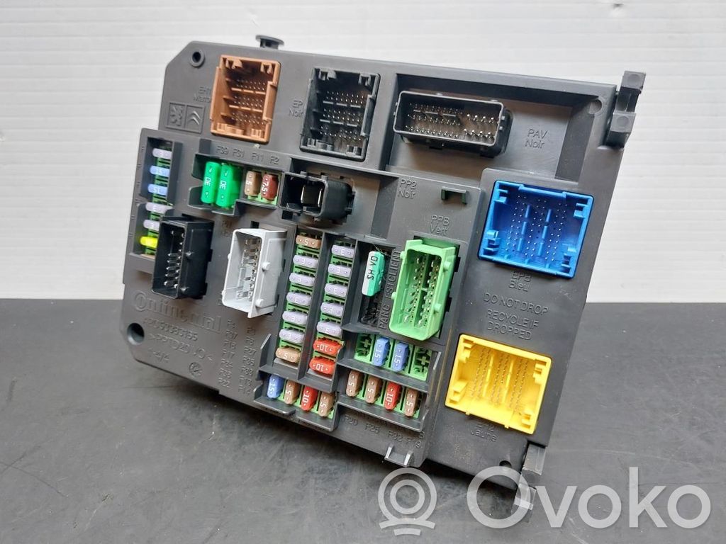 Peugeot 308 SAM control unit 