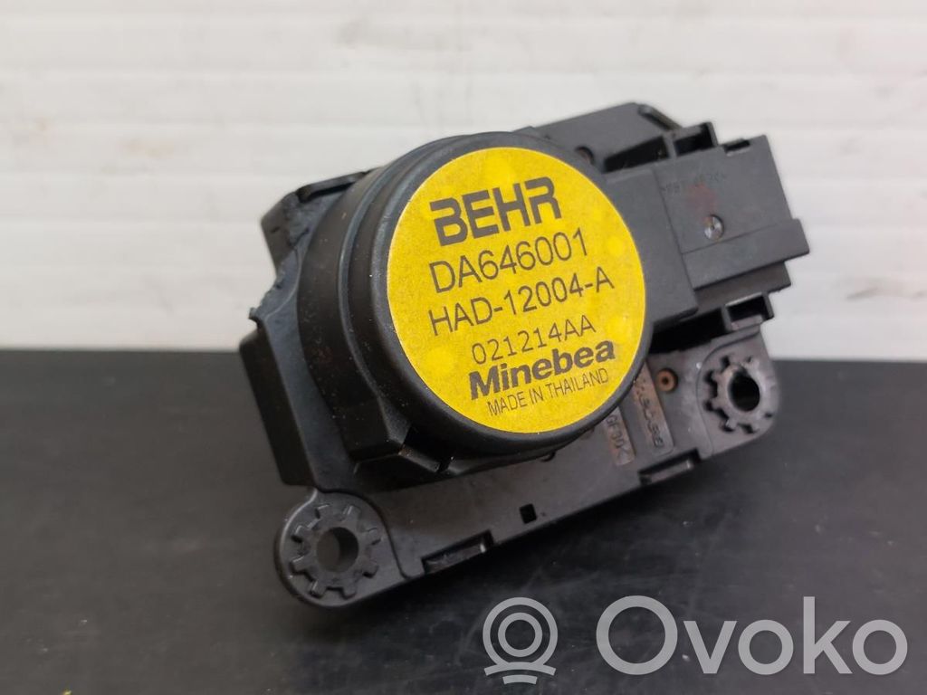 Opel Astra K Tuloilmaventtiilin käyttömoottori 
