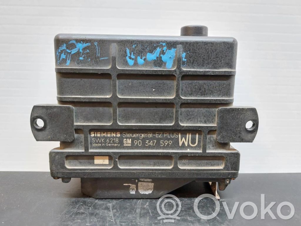 Opel Vectra A Engine control unit/module 