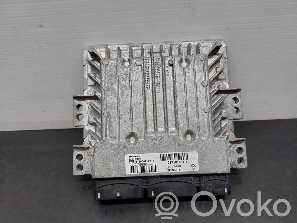 Engine control unit/module   237101454R,237100669R,S180067142A,SID305