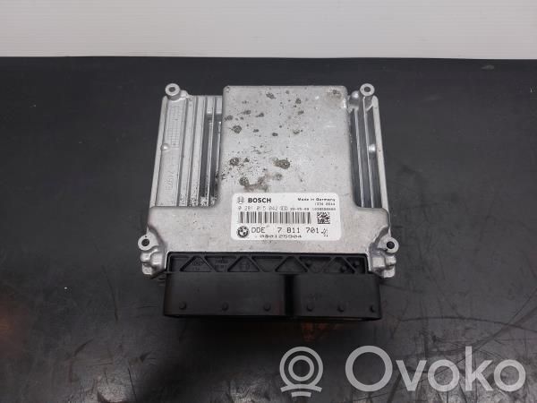 Moottorin ohjainlaite/moduuli   781170101,0281015042