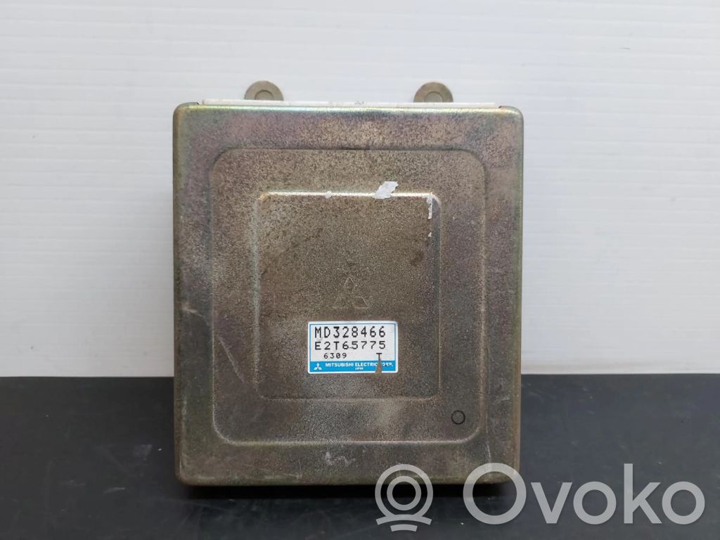 Mitsubishi Mirage V CJO Unitate/modul de control motor 