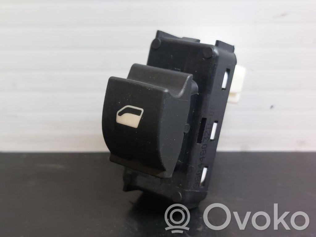 Interruptor del elevalunas eléctrico   98044803ZD