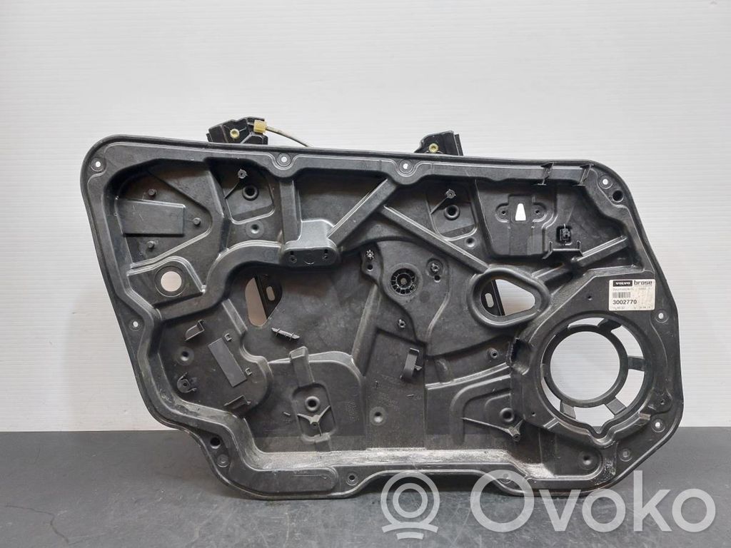 Volvo S60 Mecanismo para subir la puerta delantera sin motor 