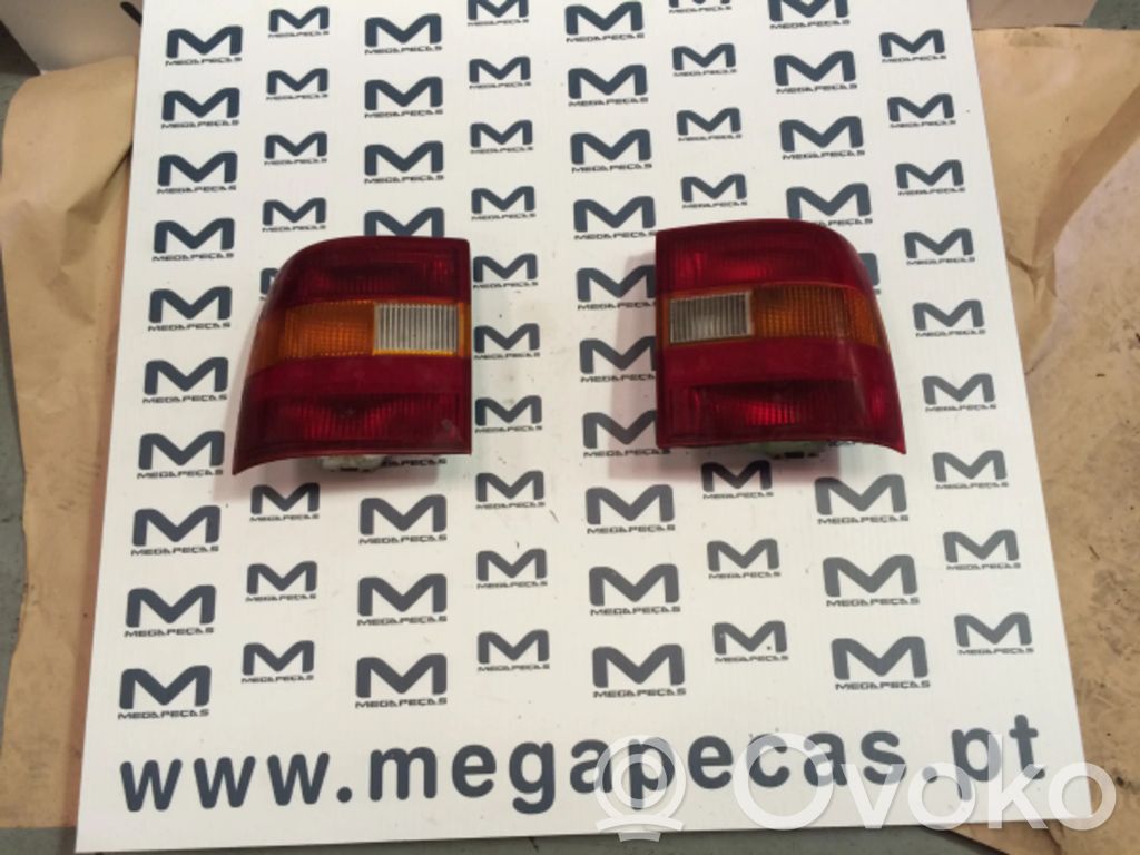 Opel Vectra A Takaluukun takavalot 
