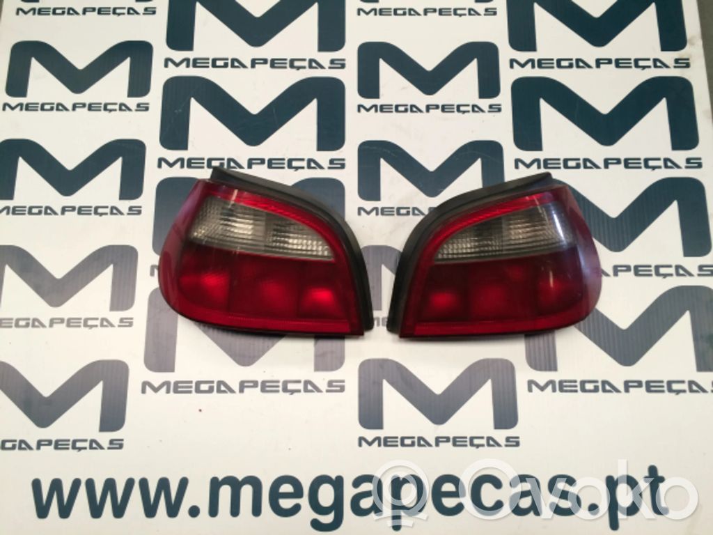 Renault Megane I Takaluukun takavalot 