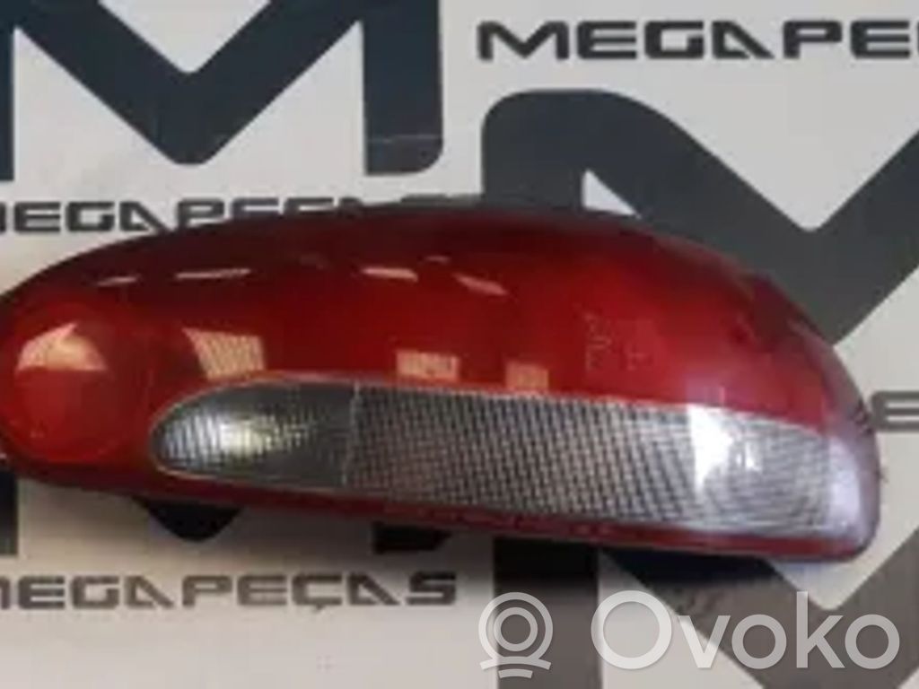 Luz trasera/de freno   MB907244