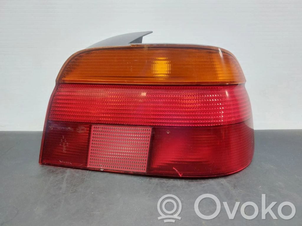 BMW 5 E39 Takaluukun takavalot 